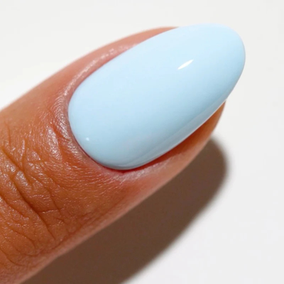 Hands wearing DND DC Gel