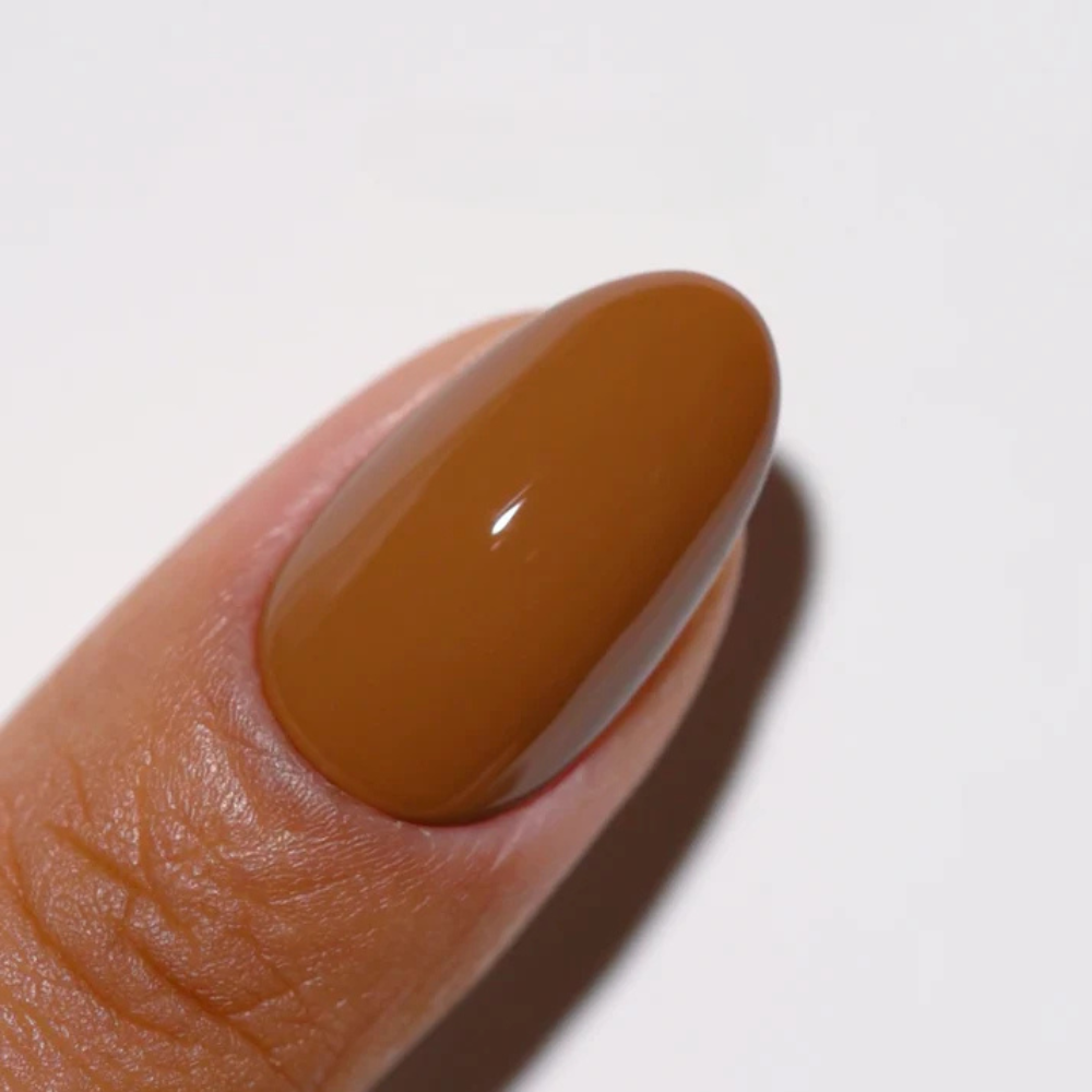Swatch of 317 Cookie Chips Duo By DND DC Gel