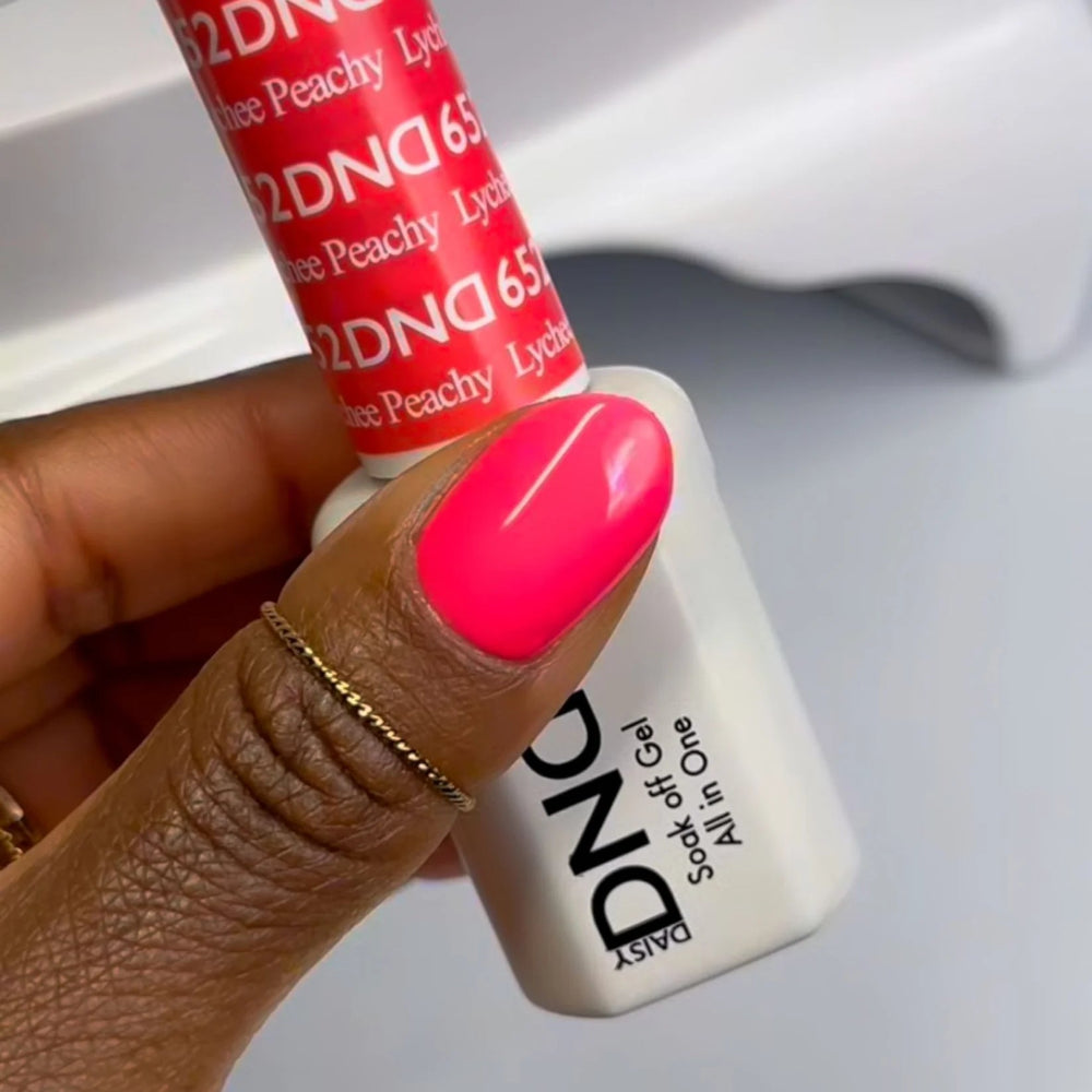 Shop DND Gel - 652 Lychee Peachy | Single or Duo Shop DND Gel - 652 Lychee Peachy | Single or Duo