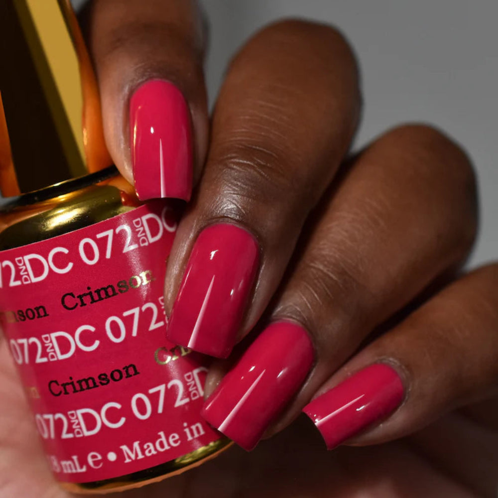 hands wearing DND DC Gel - 072 Crimson