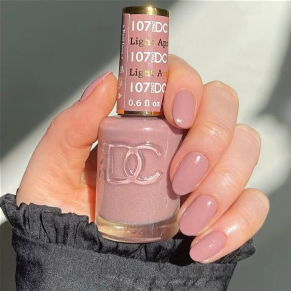 example of DND DC Gel - 107 Light Apricot