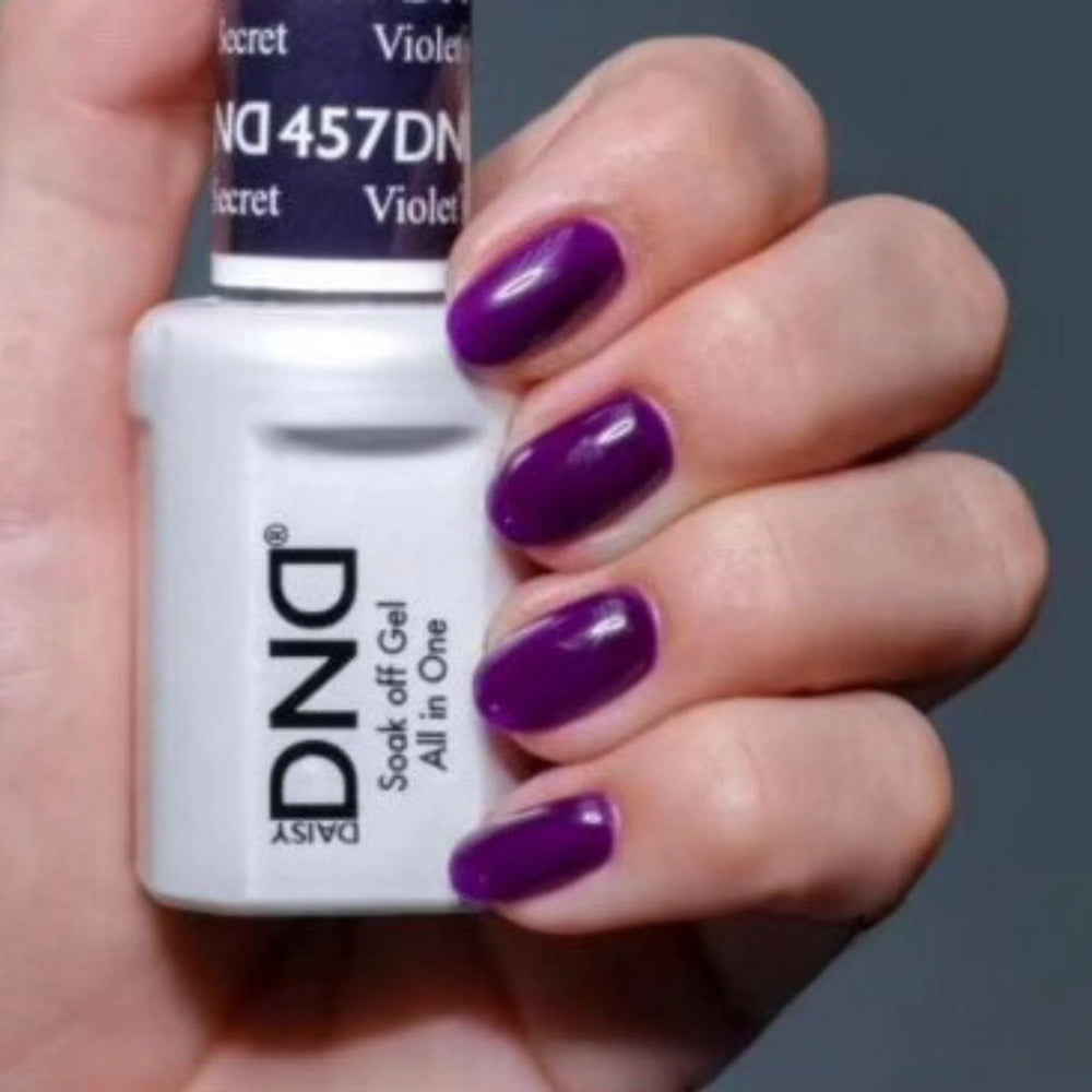 hands wearing DND Gel Polish - 457 Violet’s Secret