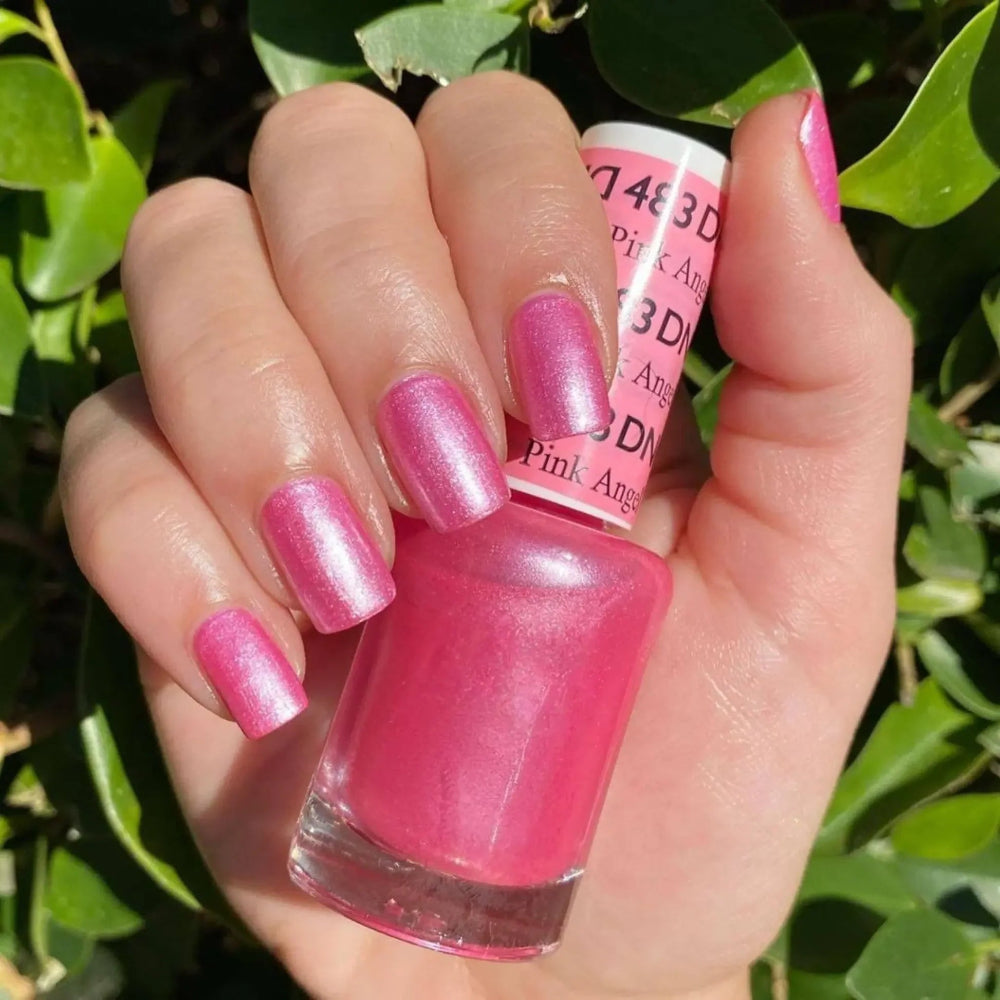 hands wearing DND Gel Polish 483 Pink Angel