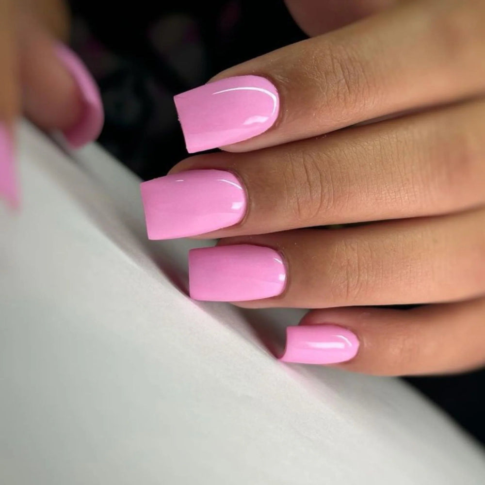 hands wearing DND Gel Polish - 497 Baby Girl