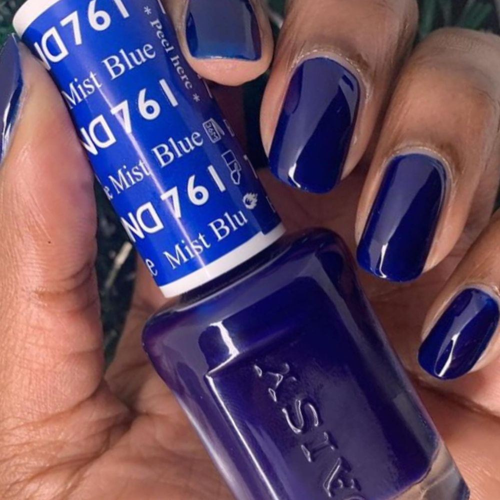 hands wearing DND Gel Polish 761 Blue Mist