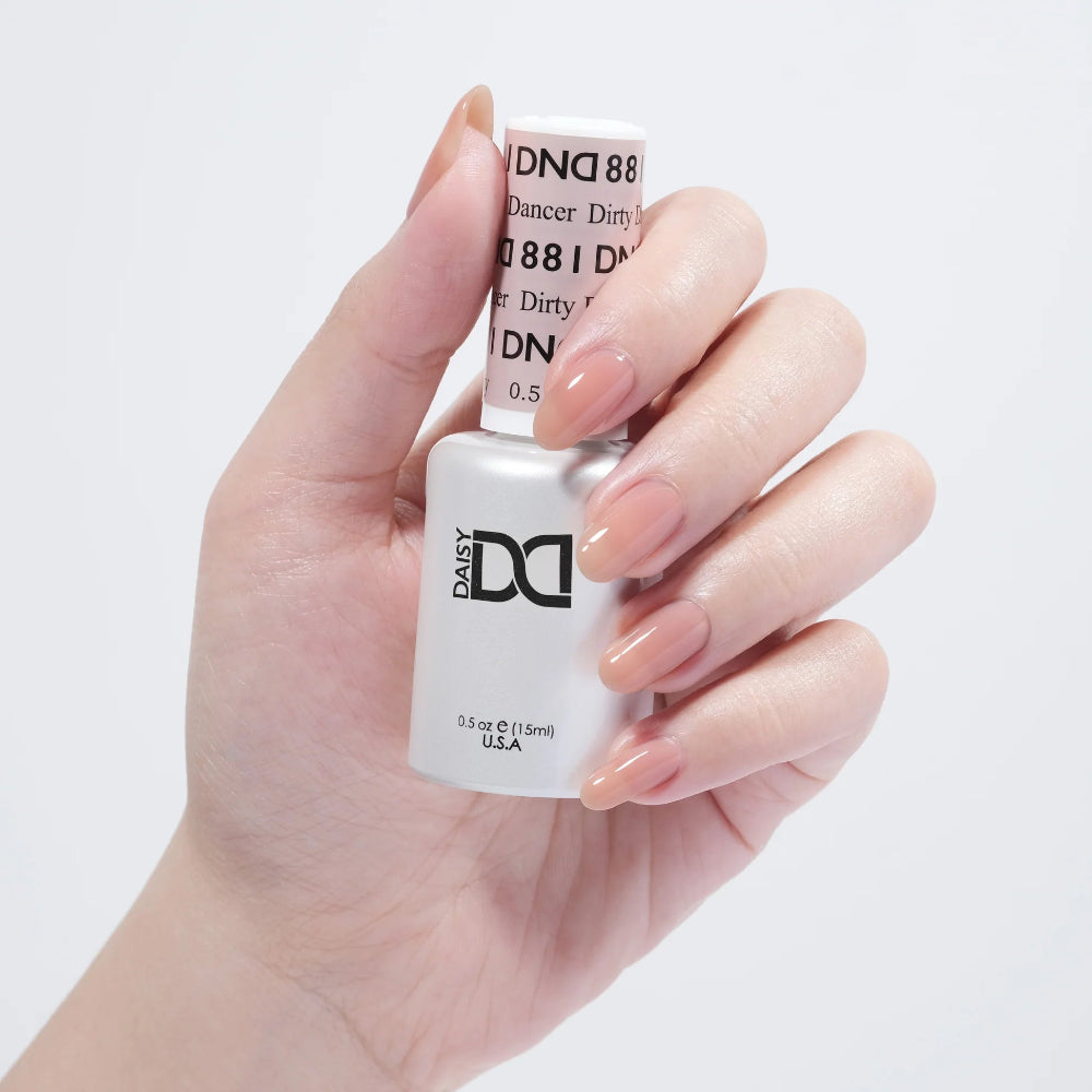hands wearing DND Trio - 881 Dirty Dancer