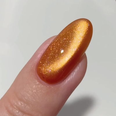 DND Velvet Jungle 9D Cat Eye - 12 Catch A Tiger finger