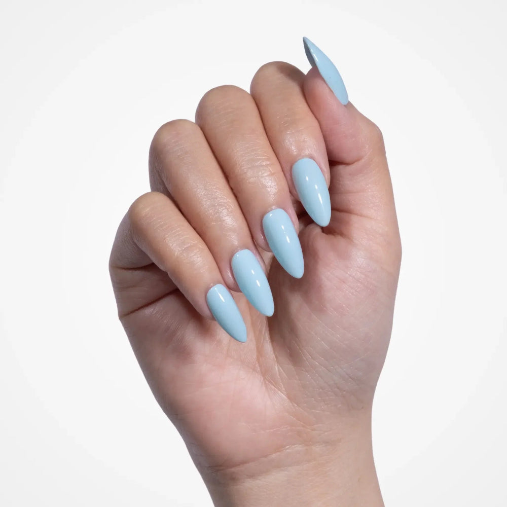 hand swatch for DND HEMA FREE Gel Polish 209 Hydro Homie