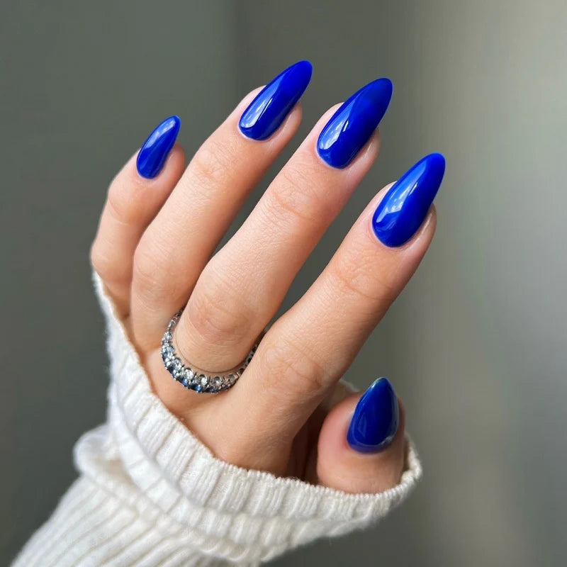 hands wearing 199 Call Me Your Highness Gel & Polish Diva Duo by DND (2)