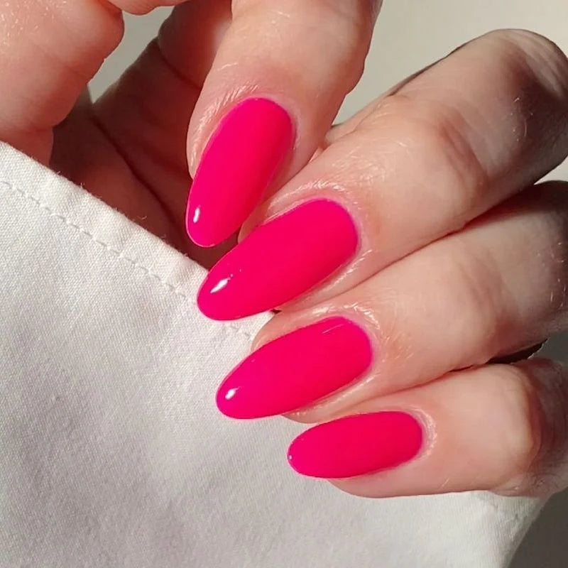 hand wearing 229 juicy cowgirl Diva Gel & Polish Duo by DND