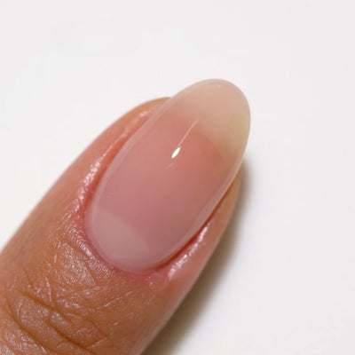 DND DC Dap Dip Powder 1.6oz - 2444 Silk Petals finger