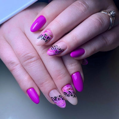 DND Gel Polish - 660 Indigo Glow hand