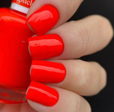 DND Gel Polish - 818 Popsicle hand