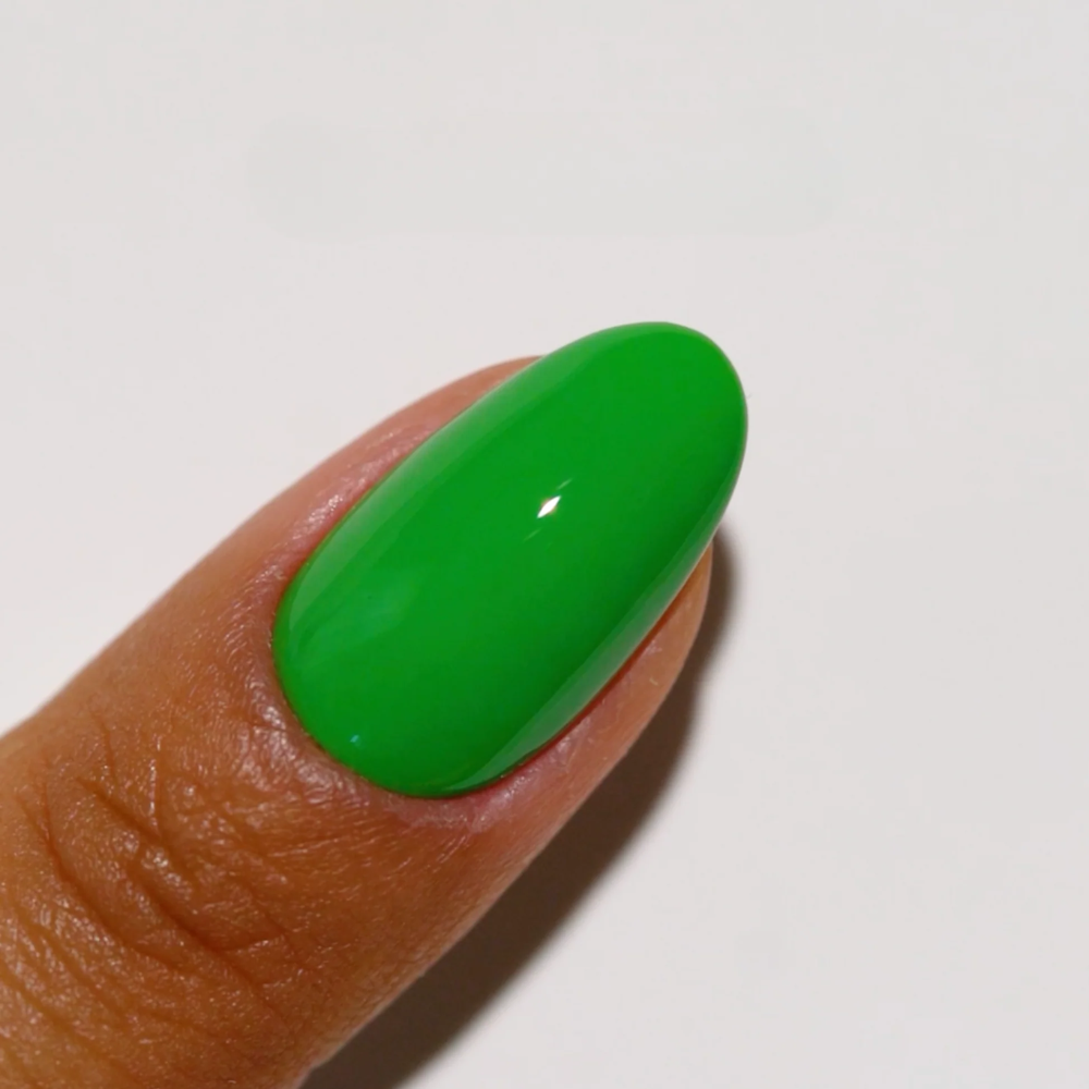 finger wearing DND Gel Polish - 998 Treehouse Venom
