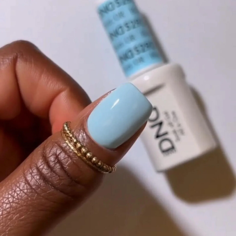 finger swatch wearing DND Gel Polish 529 Blue River, OR