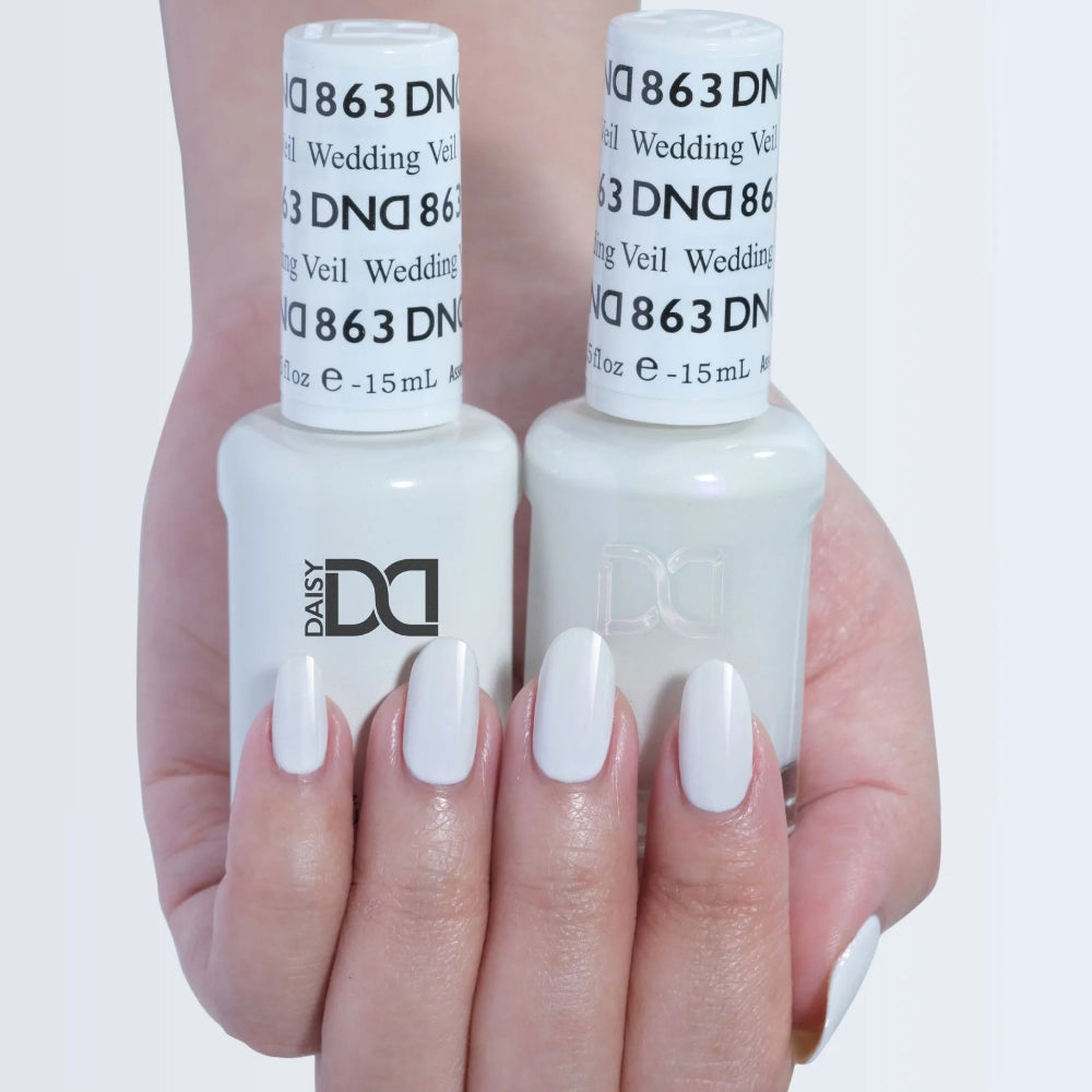 hands wearing DND Trio - 863 Wedding Veil