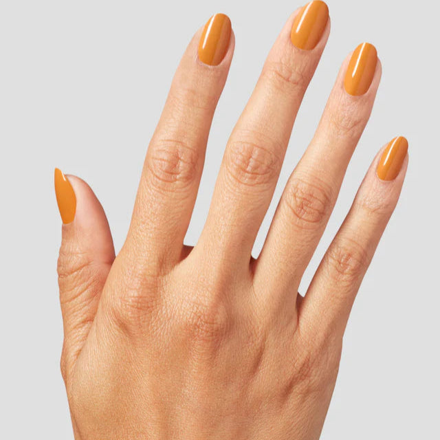 OPI Intelli-Gel - F028 Penny Loafer Lane hand