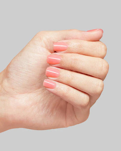 OPI Intelli-Gel - S051 Cotton Candied Clawz hand