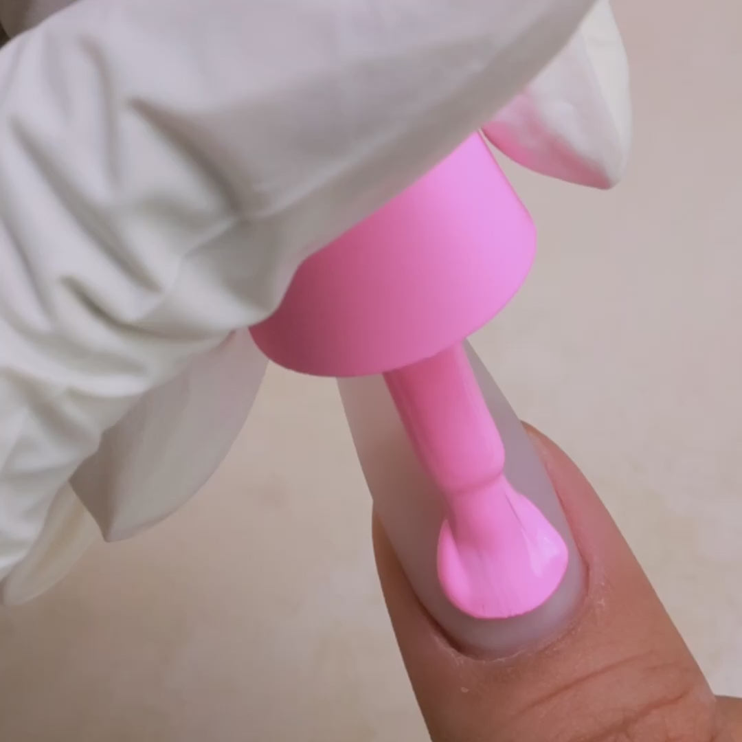 Kiara Sky Gel Pro Polish -  HFG062 The It Girl vid