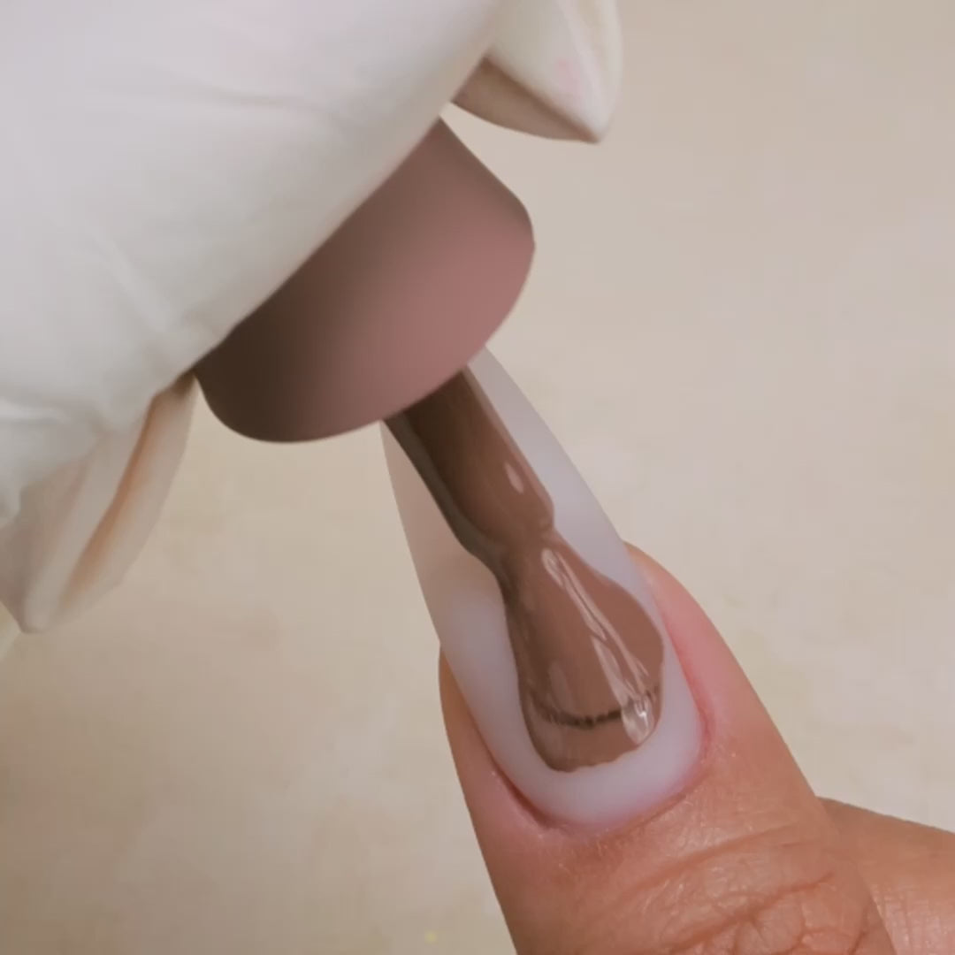 キムギラ キムギニョン Kiara Sky Gel Pro Polish - Cinnamon Twist | HEMA-Free Gel Polish