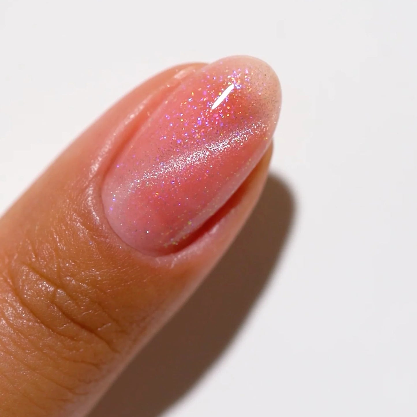 finger wearing DND DC Cat Eye Sugar Floss