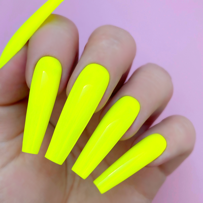 Swatch of 5088 Light Up Gel & Polish Duo All-in-One by Kiara Sky