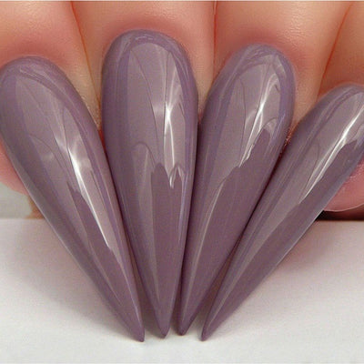 hands wearing 509 Warm Lavender Dip Powder by Kiara Sky