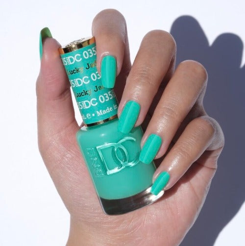 Hands Wearing 035 Lucky Jade Duo By DND DC