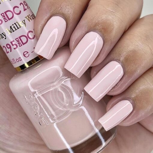 Hands Wearing 295 Milk Way Duo By DND DC