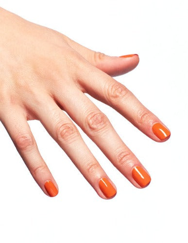 hands wearing S004 Silicon Valley Girl Gel Polish by OPI